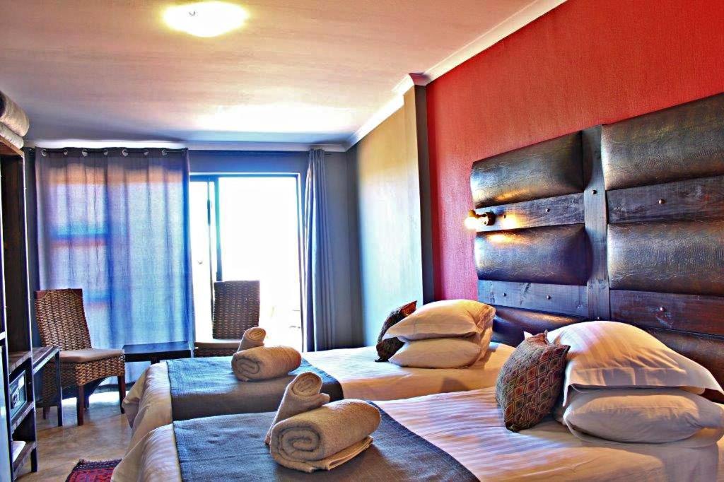 Opuwo Country Lodge ภายนอก รูปภาพ