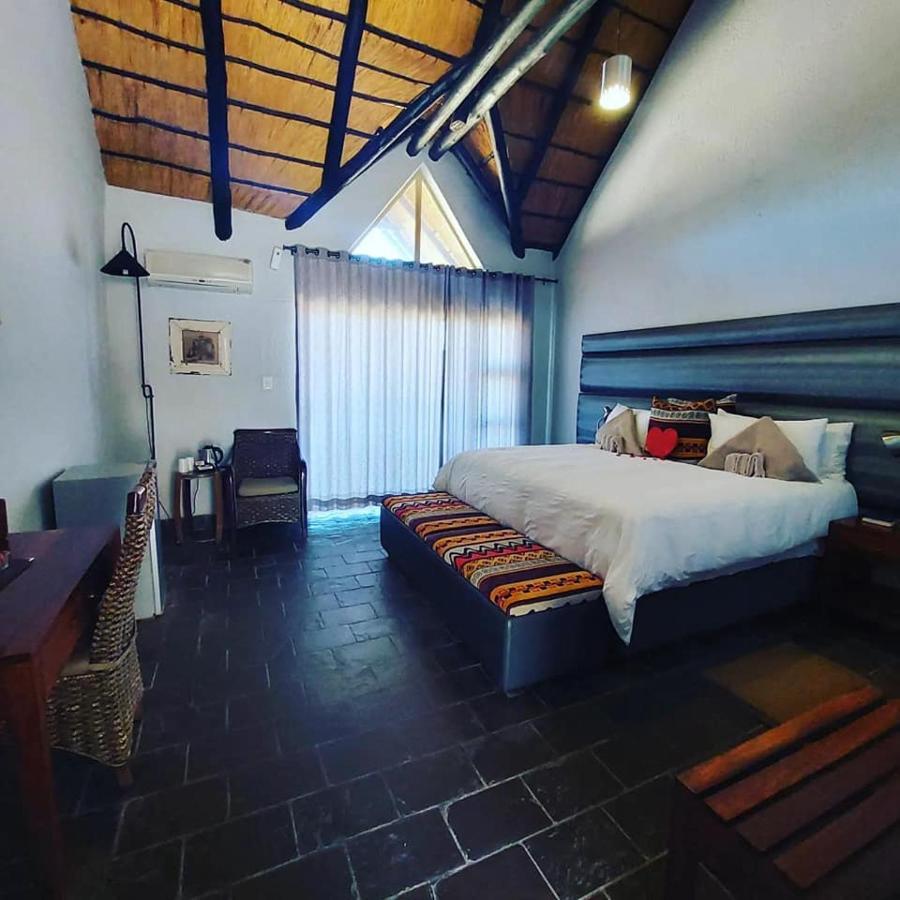 Opuwo Country Lodge ภายนอก รูปภาพ