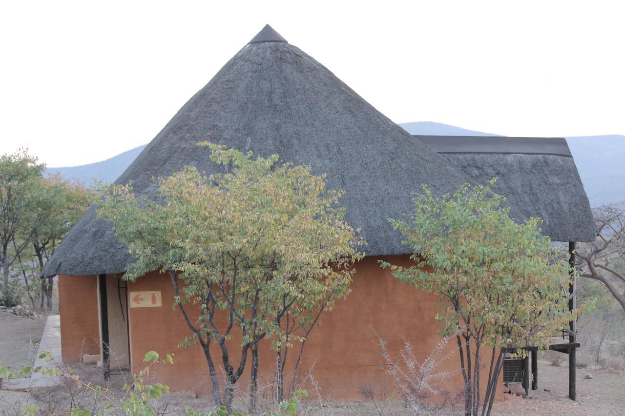 Opuwo Country Lodge ภายนอก รูปภาพ