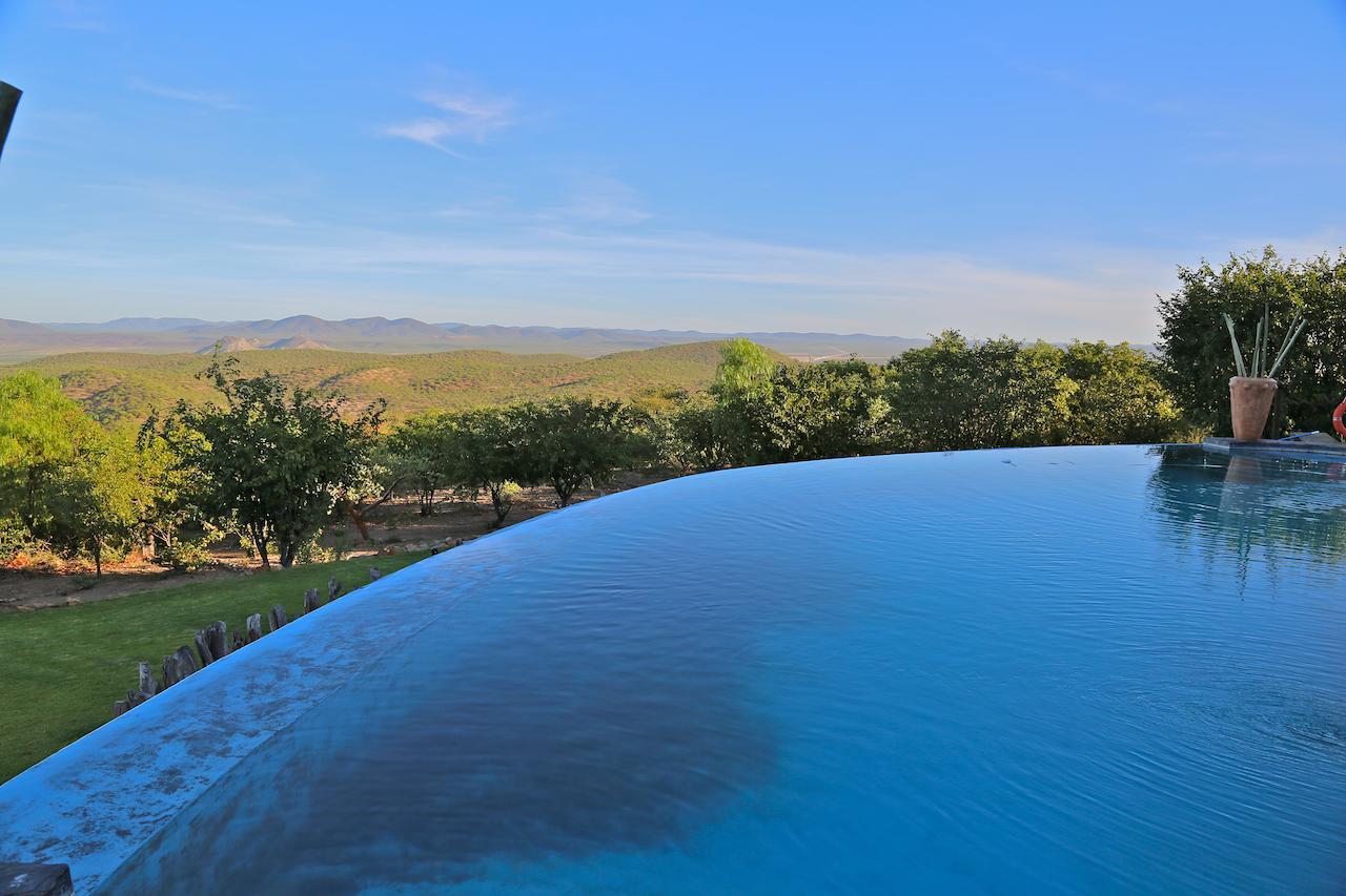 Opuwo Country Lodge ภายนอก รูปภาพ